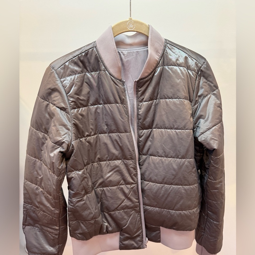 Lululemon bomber size 8 reversible